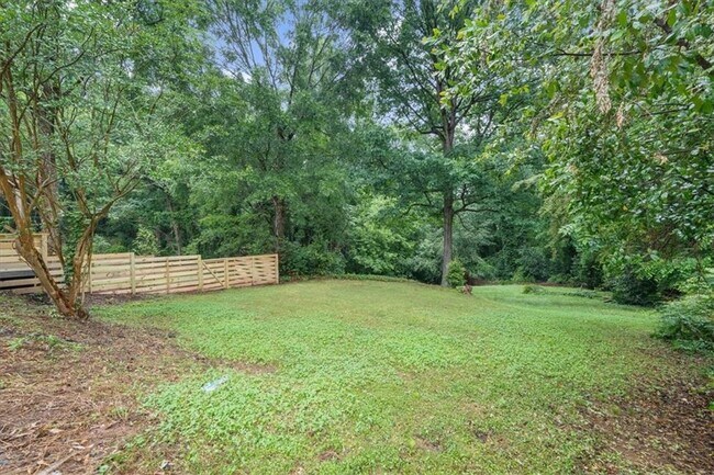 Building Photo - 146 Mt Paran Rd NE