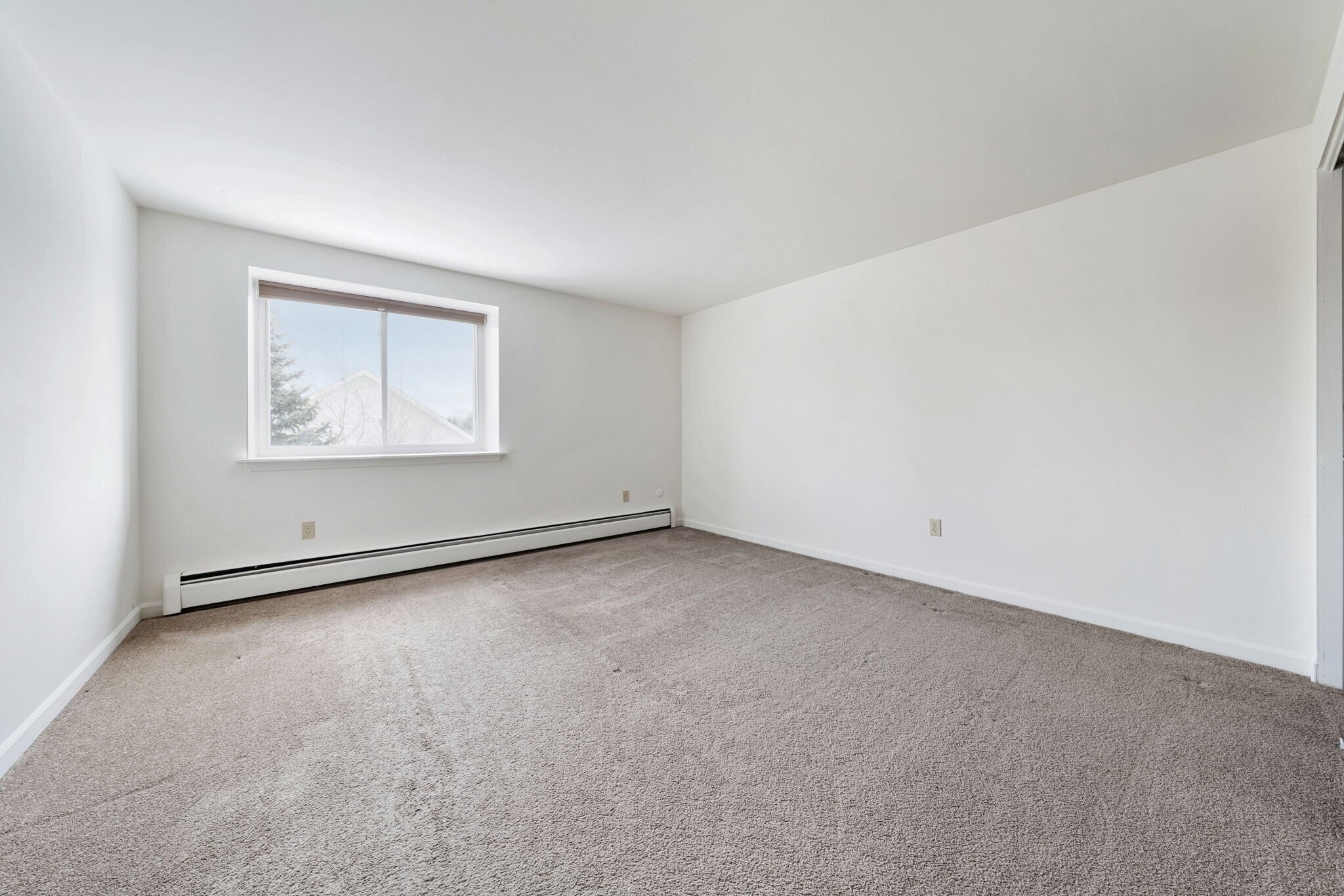 Building Photo - 110 Losson Rd