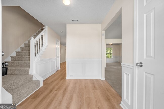 Building Photo - 4849 Lilly Stem Dr