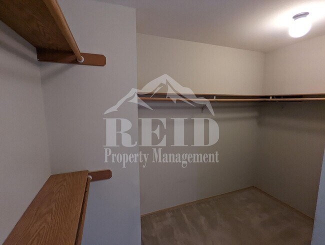 Building Photo - 7027 Killeen Pl SW