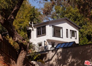 Building Photo - 2108 Tavern Trail