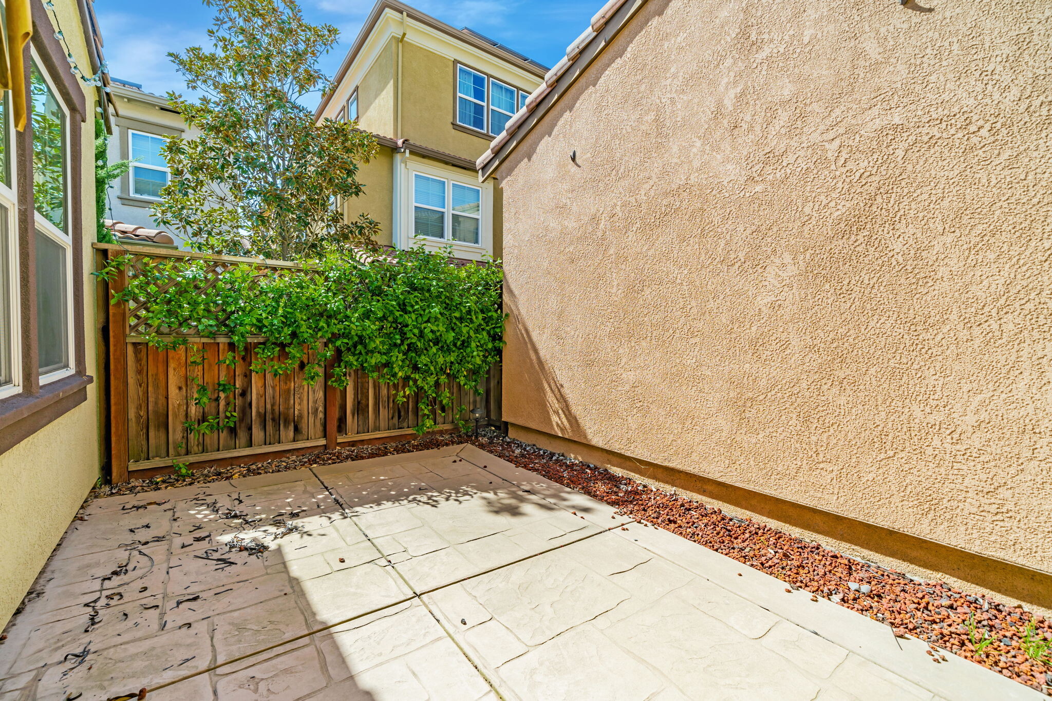 Building Photo - 3343 Vittoria Loop