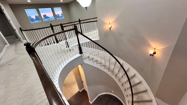 Building Photo - 943 Stagecoach Dr