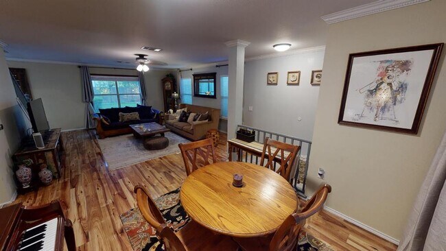 Building Photo - 6616 Piedras Blanco Dr