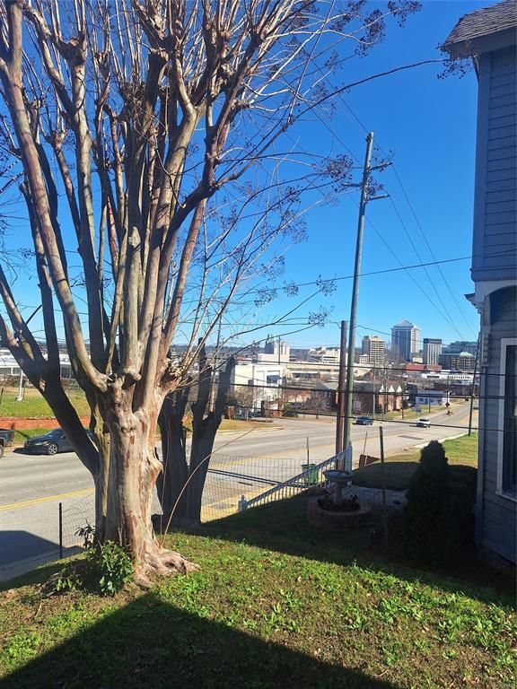 Building Photo - 545 Clay St