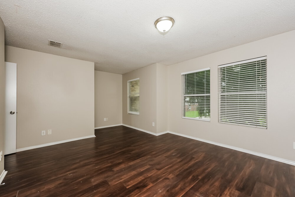 Building Photo - 3115 Teodoro Dr