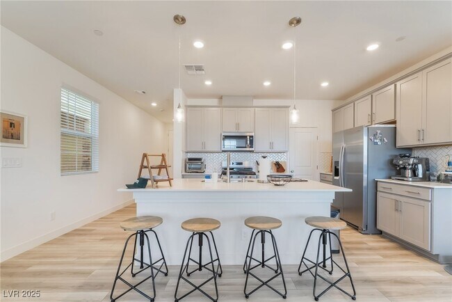 Building Photo - 2966 Gallarate Dr