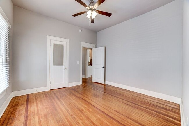 Building Photo - Remodeled Historic 3 Bedroom in The Heights!