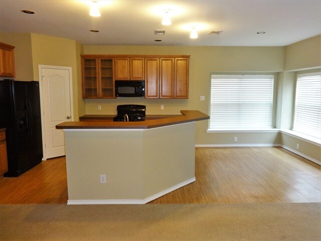 Building Photo - 5717 Eagle Mountain Dr