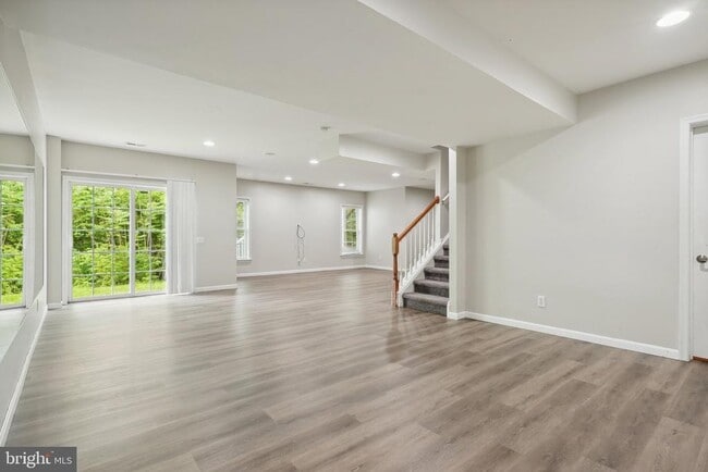 Building Photo - 51 Knickerbocker Ln