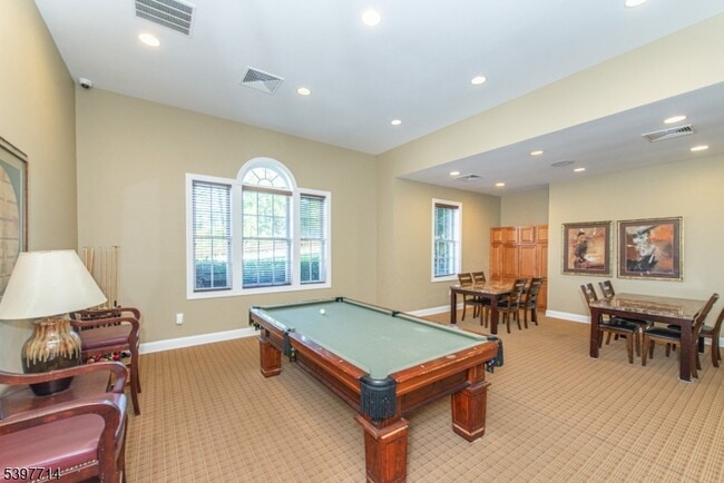 Building Photo - 3103 Peer Pl