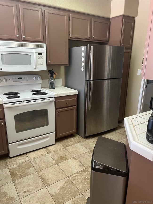 Building Photo - 7265 Calabria Ct