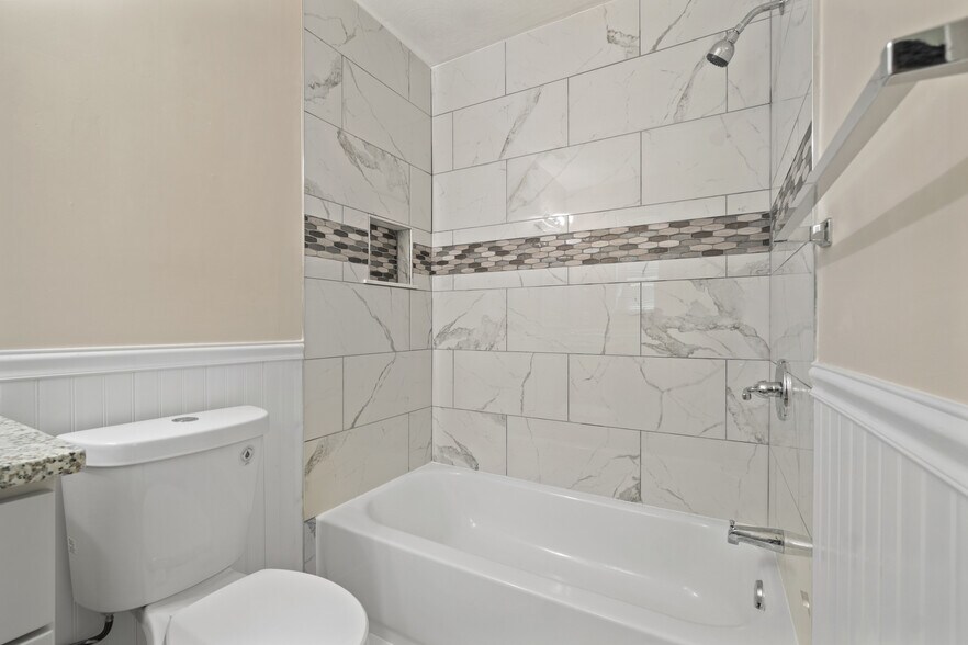 Building Photo - 3305 Portobello Ct