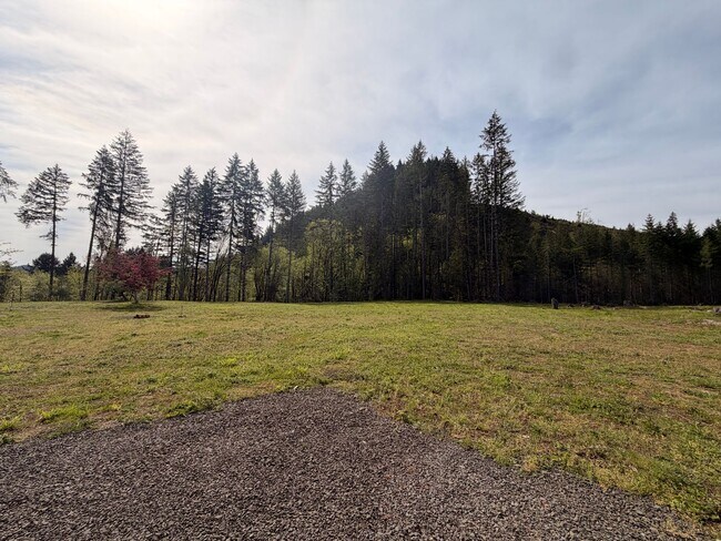 Building Photo - 3-Bedroom 2-Bathroom Home built in 2025