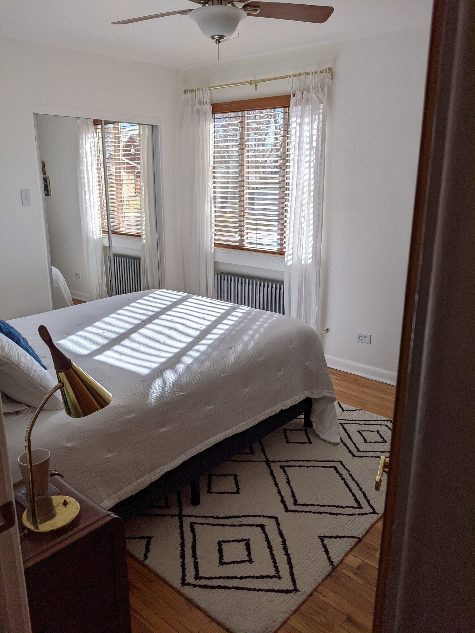 Building Photo - 1600 Winona Ct