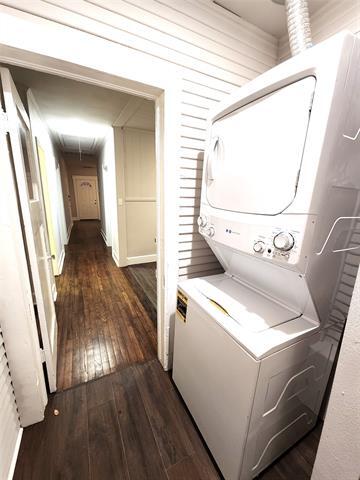 Building Photo - 2114 N Elm St