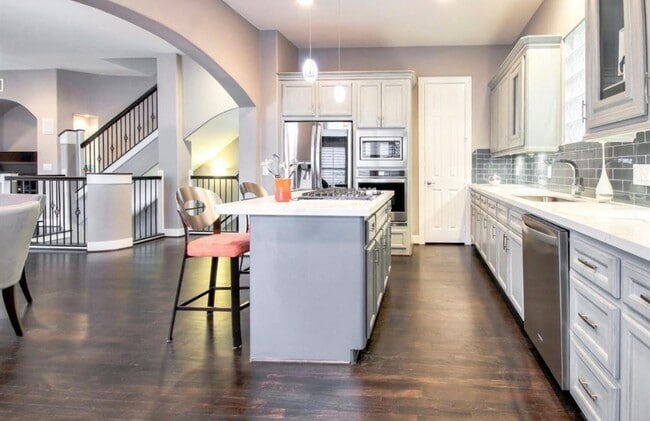 Building Photo - 5408 Rose St