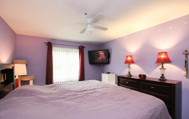 Building Photo - 401 Margit Ct