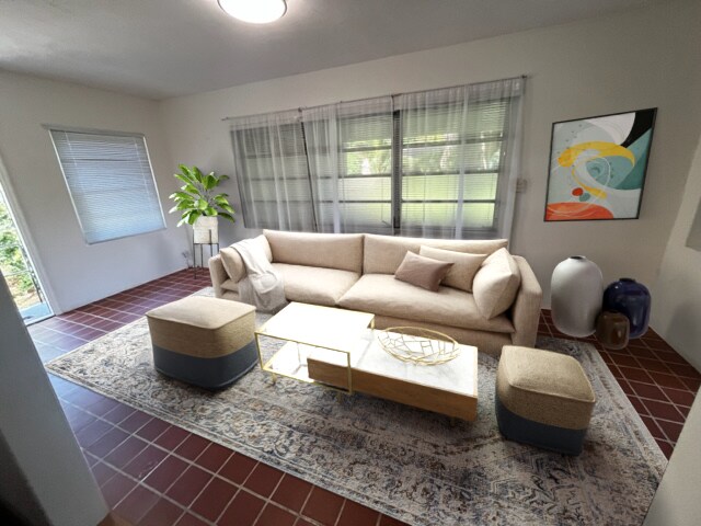 family room - 3515 Monegro St