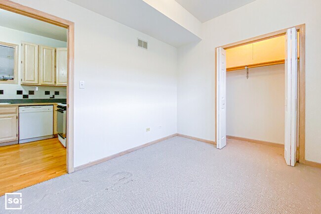 Building Photo - 1423 W Cortez St