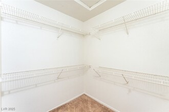 Building Photo - 8416 Sewards Bluff Ave