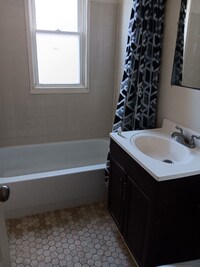Building Photo - 1619 Bellevue Ave