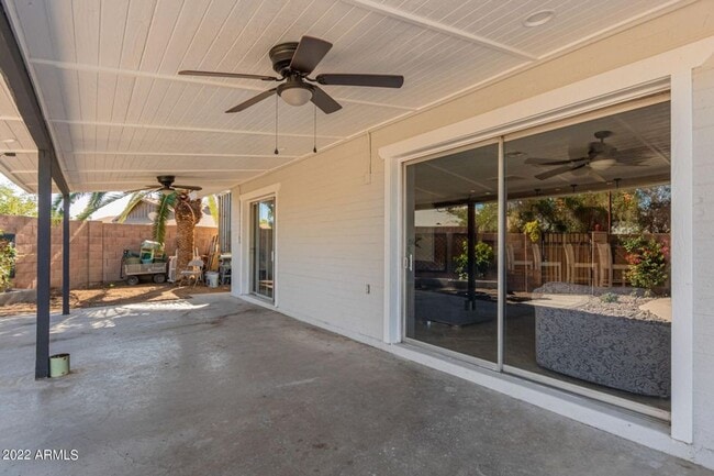 Building Photo - Exceptional 6-Bedroom Home with Private Pool Near ASU