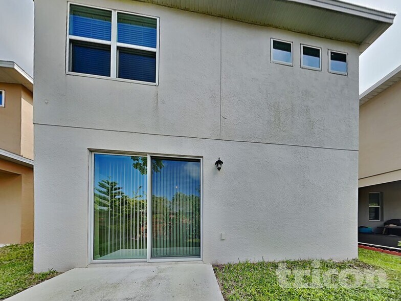 Building Photo - 282 Aberdeen St