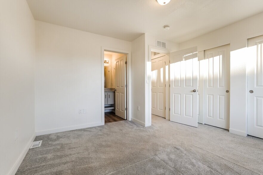 Building Photo - 4735 N Tower Dr