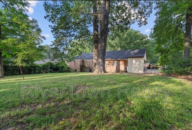 Building Photo - 4867 Haleville Rd