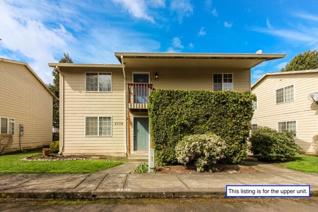 Building Photo - 2743 SW Jasmine Pl