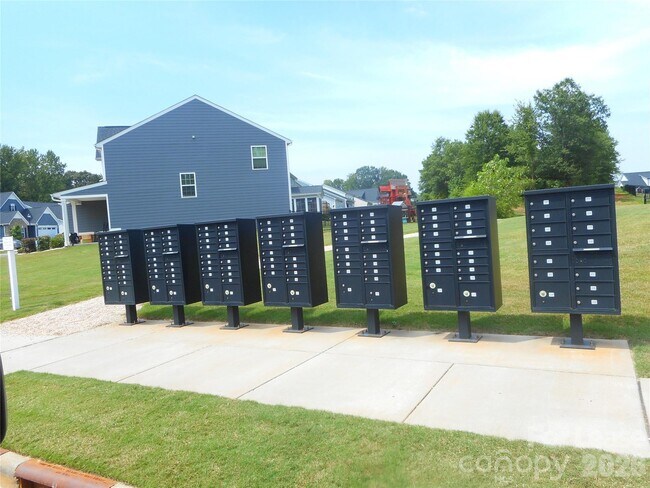 Building Photo - 1429 Augustus Beamon Dr