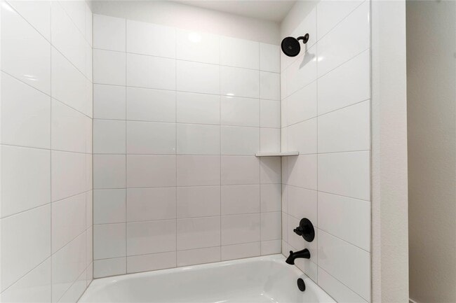 Building Photo - 13437 Sun Cay Dr