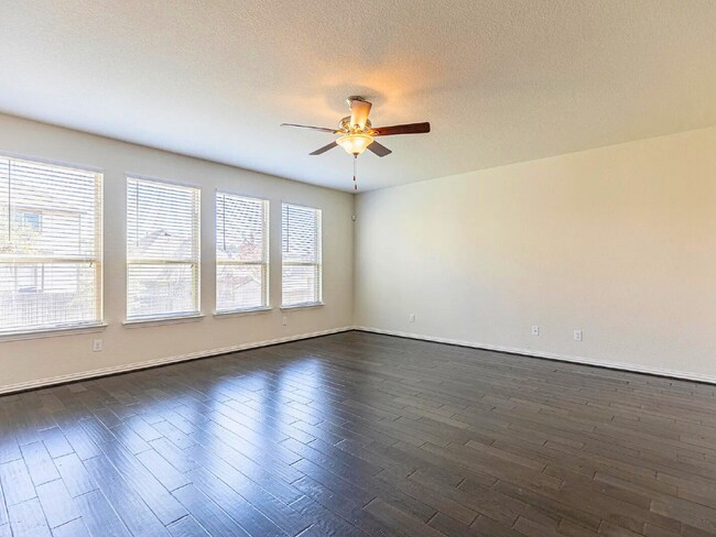 Building Photo - Spacious 4 Bedroom Home with 2 Car Garage in Boerne ISD