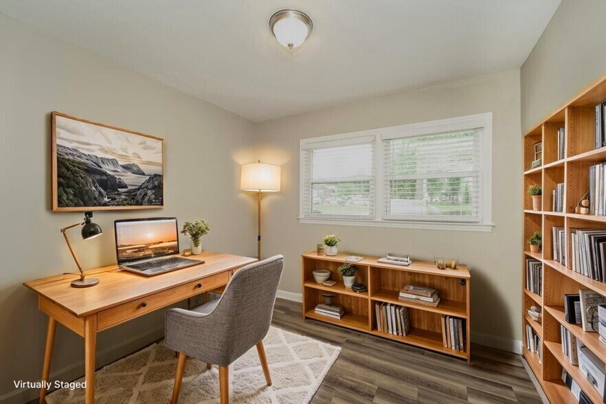 Building Photo - 4700 Hidden Valley Rd