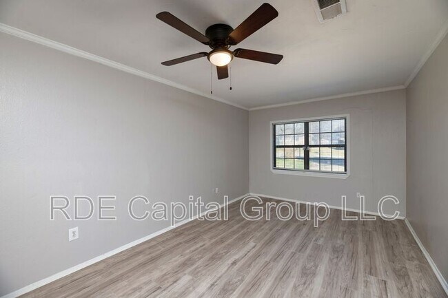 Building Photo - 1407 Franklin St