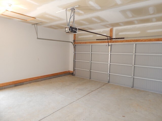 Building Photo - 131 Sunny Pt Lp