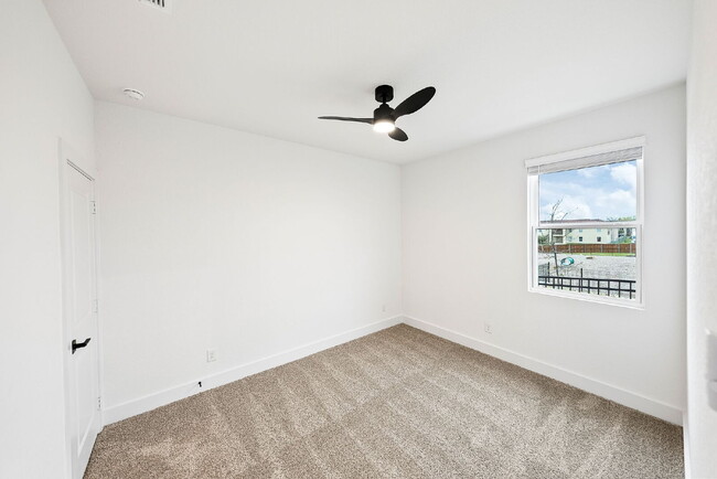 Building Photo - Brand-New, Never-Lived-In Townhome – A San...