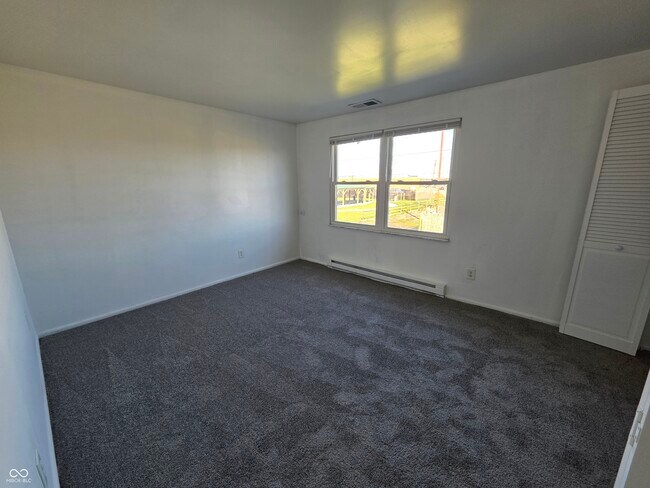 Building Photo - 3815 Biscayne Rd