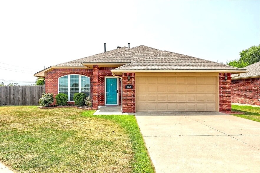 Primary Photo - 2404 Deer Chase Dr