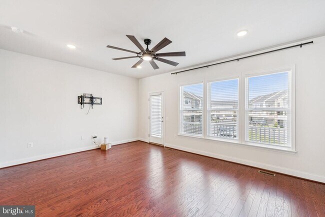 Building Photo - 17258 Herring Gull Ln