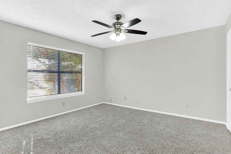 Master Bedroom - 701 Wolftrap Dr