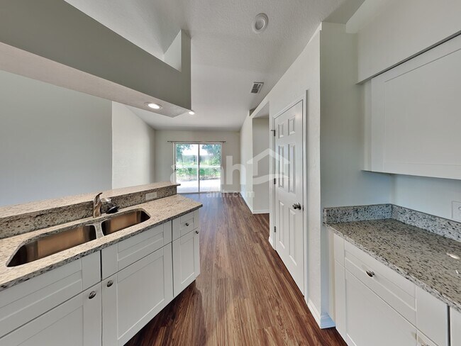 Building Photo - 3102 Orange Grove Ct