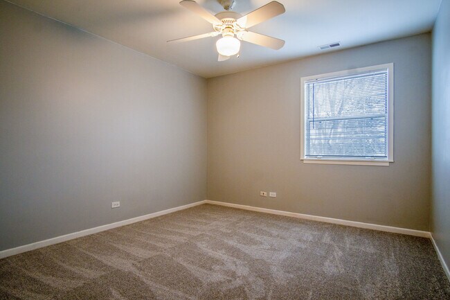 Building Photo - 15 Gant Cir