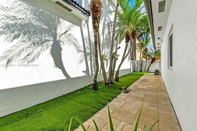 Building Photo - 14813 NW 87th Pl