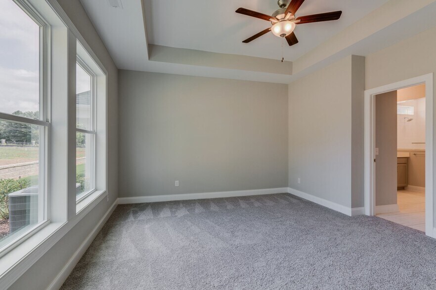 Building Photo - 208 Woodhall Ct