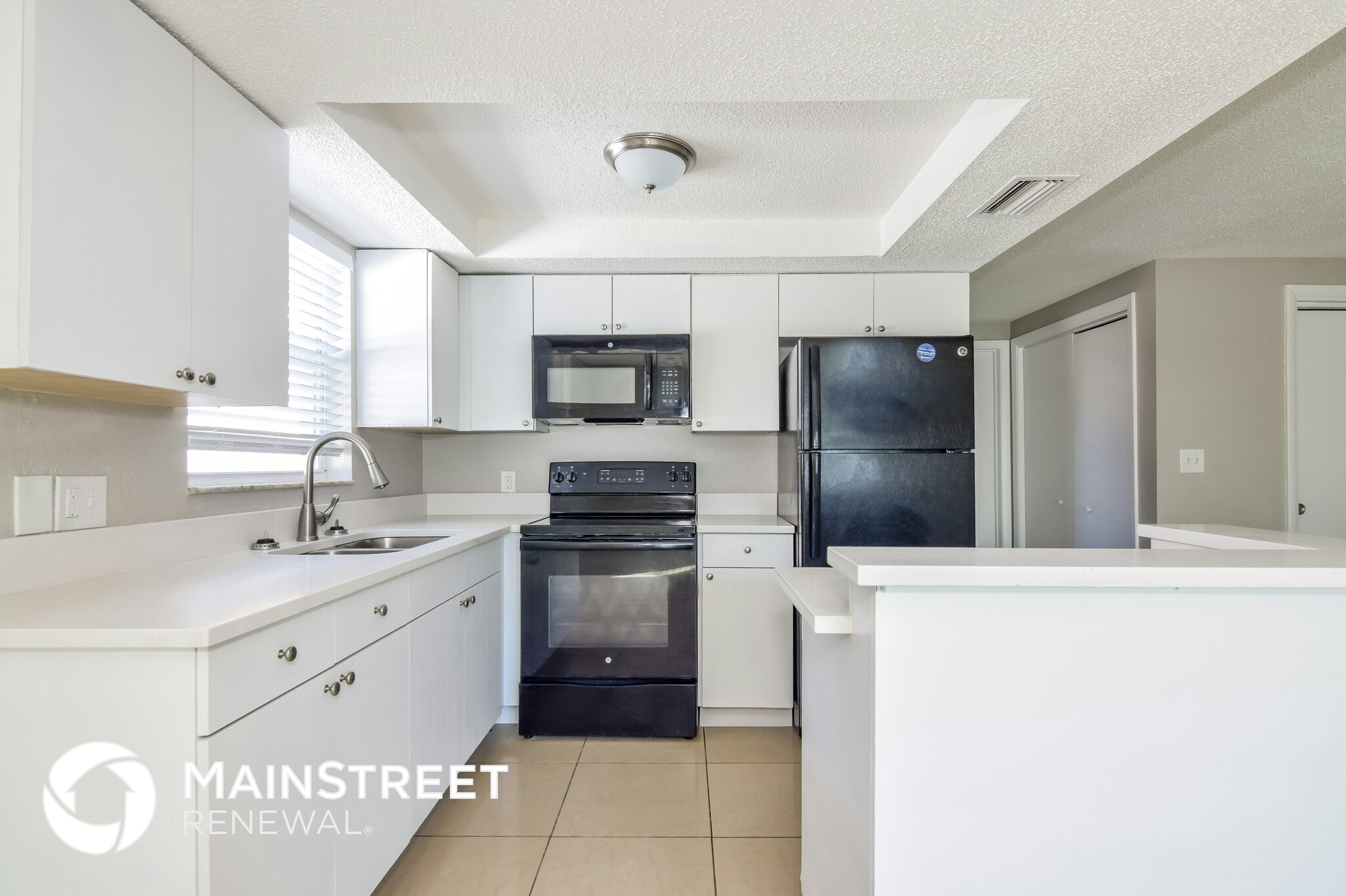 Building Photo - 7421 Congress St