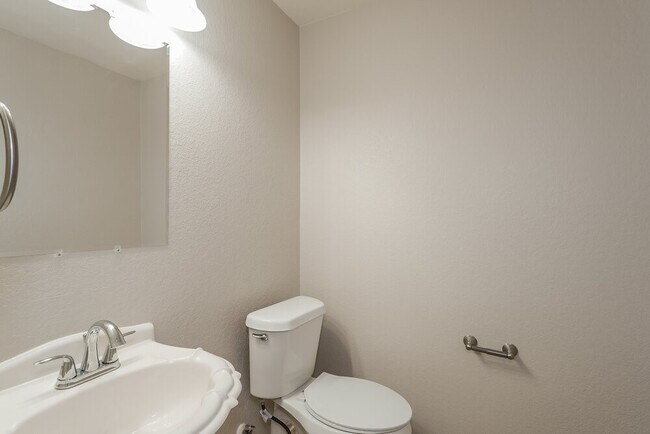 Building Photo - 8410 Tararin Ln