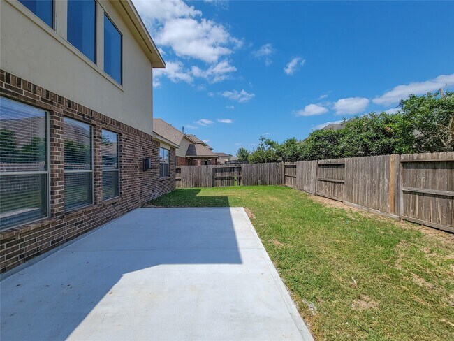 Building Photo - 11130 Celano Dr