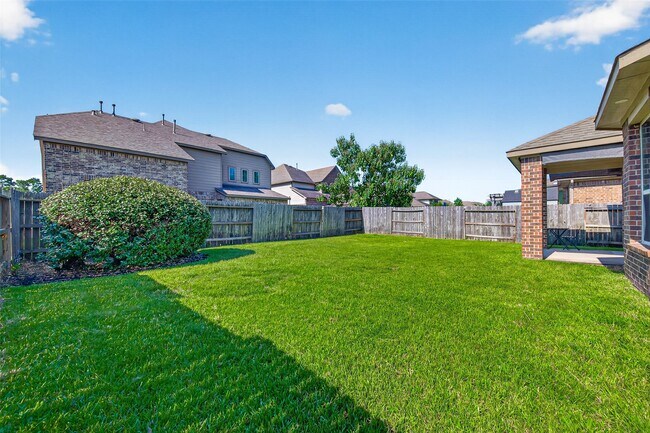 Building Photo - 9718 Justin Ridge Ln